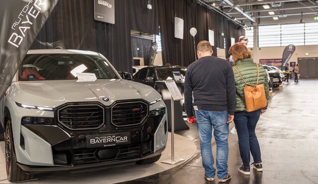 BMW E-Auto ausgestellt auf der VOLT